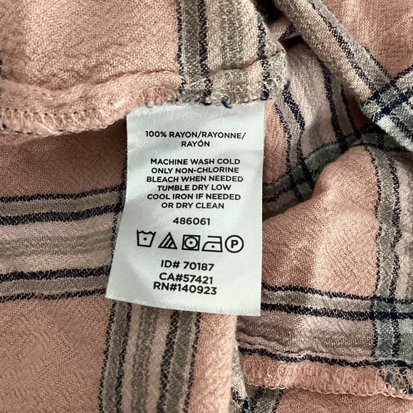 LOFT Pink Plaid Split Neck Blouse Long Sleeve Rayon XS - Picture 7 of 7